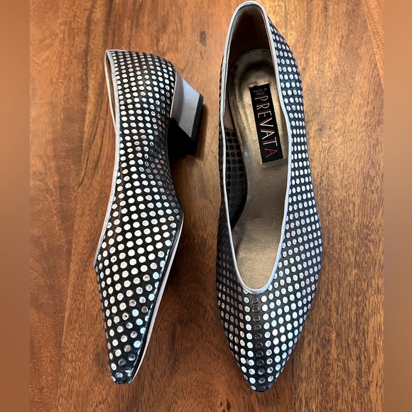 Prevata V Toe silver and black Kitten Heels Size 8.5 - Picture 2 of 6